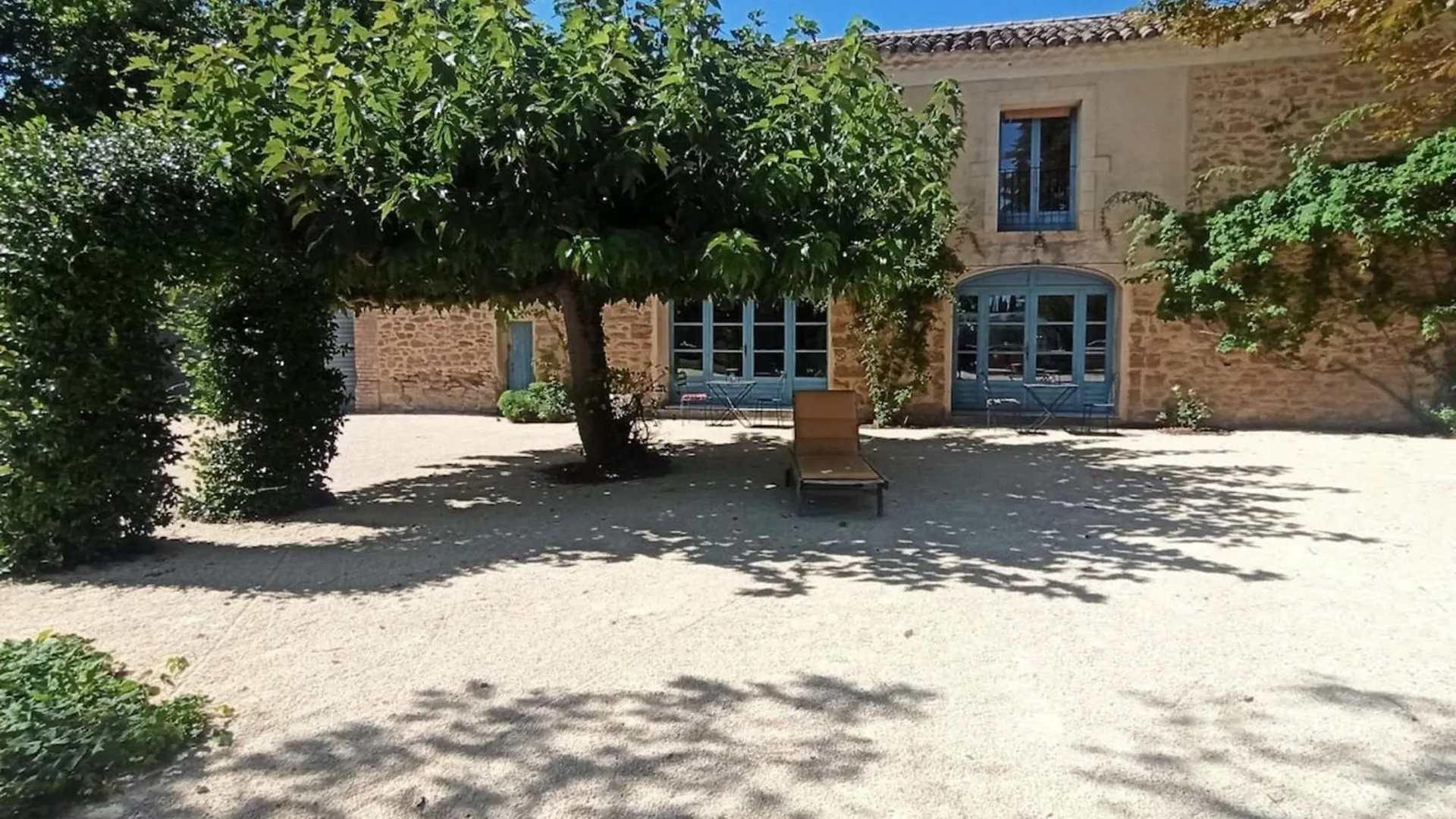 Semesterbostad 84B7 - Accommodation In A Charming 18Th Century Farmhouse Althen-des-Paluds