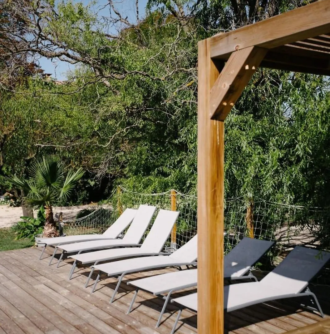 84B7 - Accommodation In A Charming 18Th Century Farmhouse Althen-des-Paluds 0*,  Frankrike