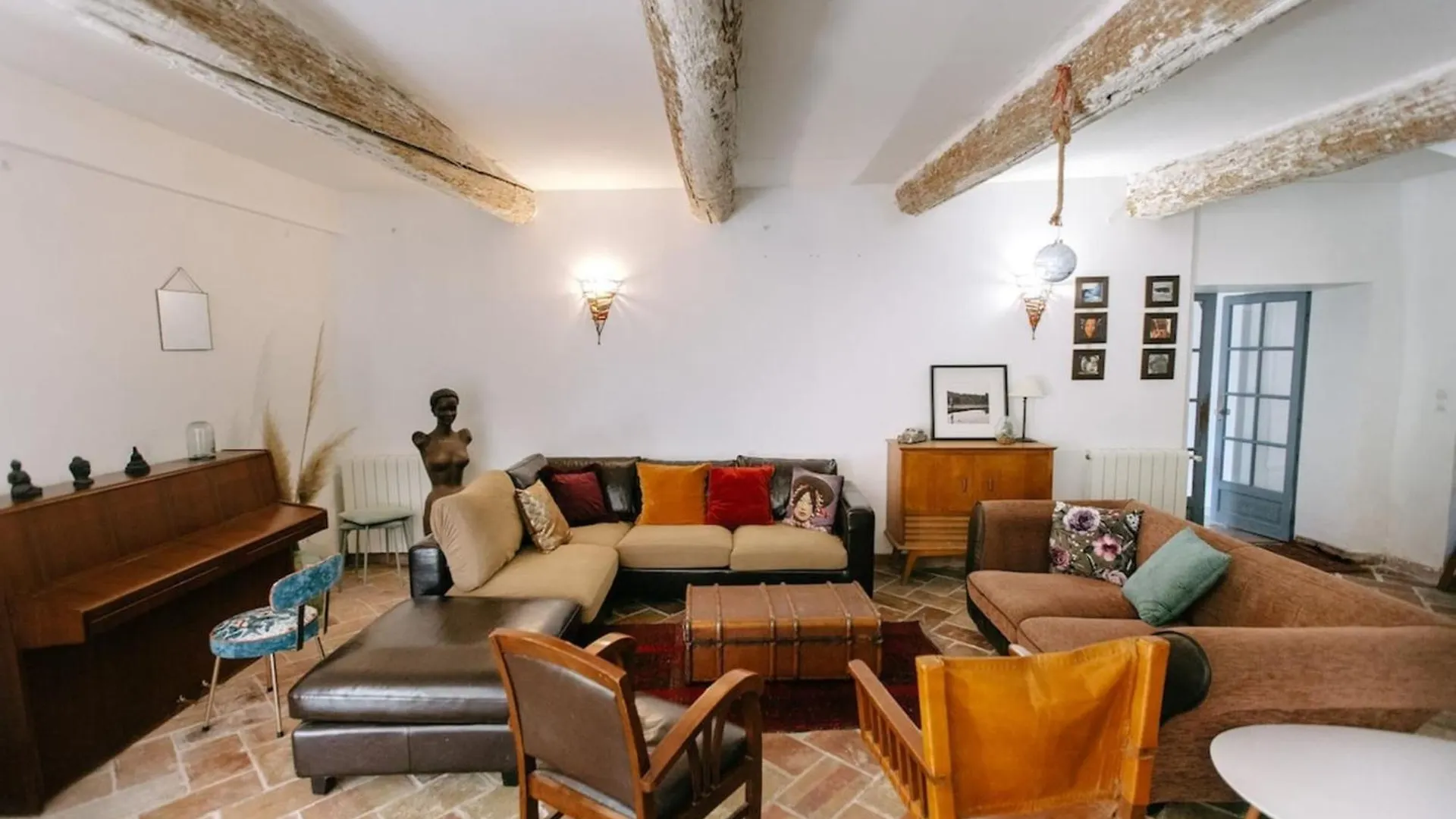 Semesterbostad 84B7 - Accommodation In A Charming 18Th Century Farmhouse Althen-des-Paluds